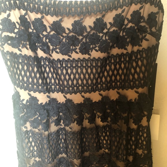 Lulus lace dress - Picture 4 of 4